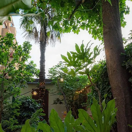 Secret Garden In The Heart Of Isola * Milano